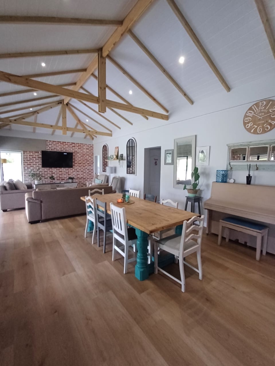 To Let 4 Bedroom Property for Rent in The Hill Western Cape